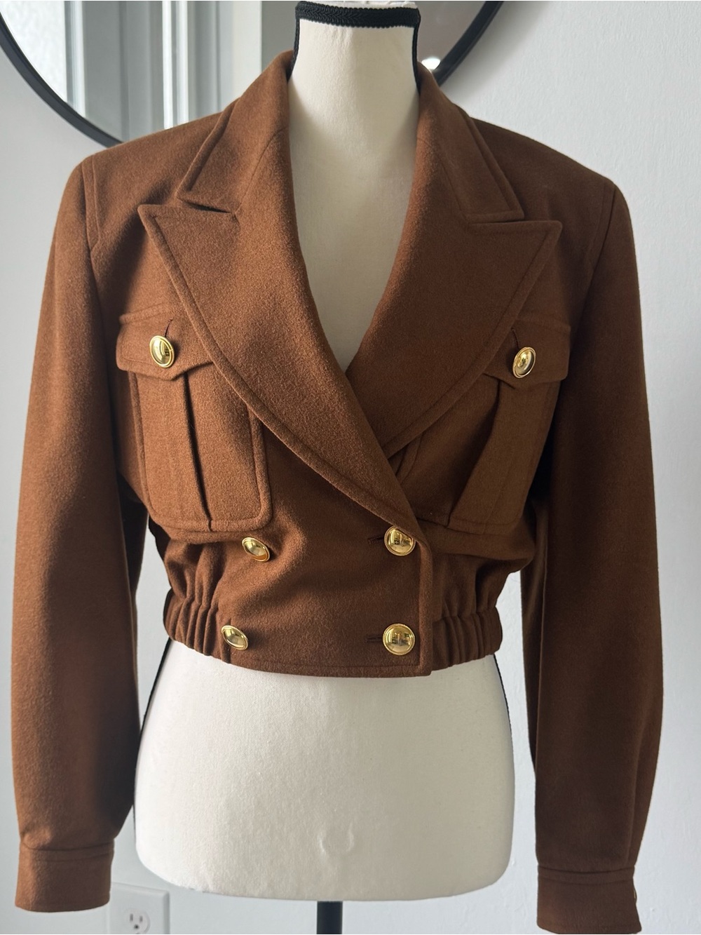 Escada - Cropped Double-Breasted Women's Jacket in Chestnut Brown
